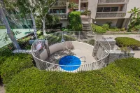 Stunning Pool Views and Beach Access - Charming Coastal Haven Hotels in Solana Beach