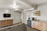Private Space with Convenient Amenities and Relaxation - Cozy Retreat Hotel a Garden