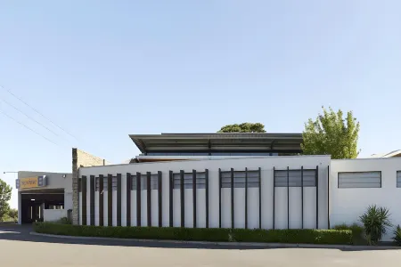 Blue Gums Hotel Motel