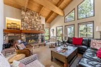 Stunning Lake Views and Al Fresco Dining - Elegant Mountain Retreat