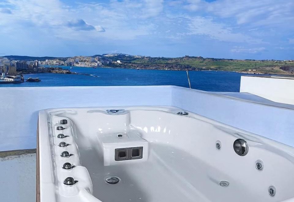 Hotel HORIZON SUITES by the Sea, Leisure & Recreation, Hot spring/Public bath