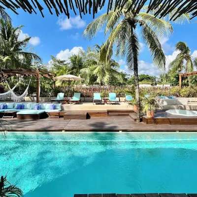 Cabanas Tulum- Beach Hotel & Spa Отели рядом с достопримечательностью «Ресторан Ziggys»