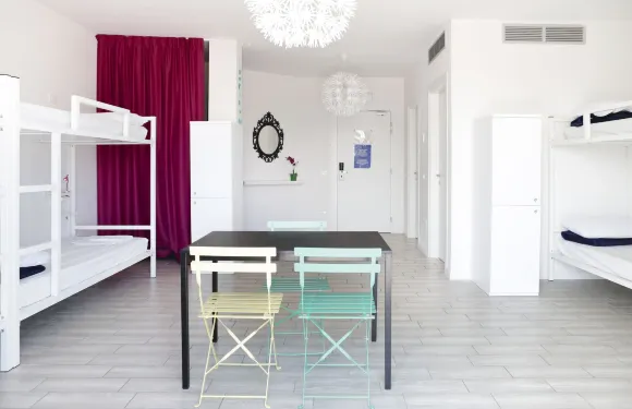 奧斯特羅遇見加爾拉克旅舍