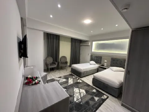 Aura Inn Hotel Cairo ドッキ周辺のホテル