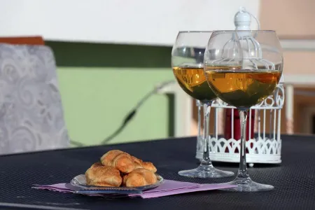 Apartments Clementina Sunrise Отели в г. Orebic