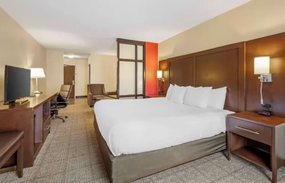 林肯東舒適套房酒店-購物區