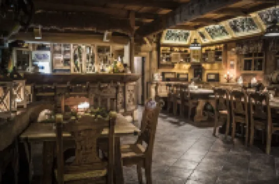 Góralski Dwór Hotels in Koscielisko