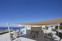 أدورنو أويا