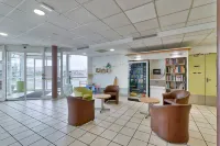 B&B Hotel Montluçon Saint-Victor Hotels in Premilhat
