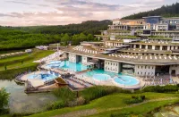 Hunguest Saliris - Pools