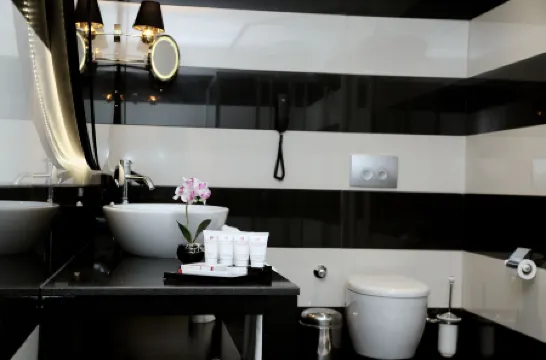 伊斯坦堡希什利華美達酒店及套房