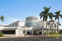 Doubletree by Hilton Fort Myers at Bell Tower Shops Hotels near Thomas A Edison Congregational