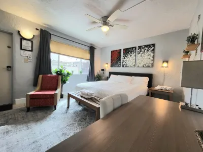 Barefoot Mailman Inn & Suites, Lantana, West Palm Beach, South Florida