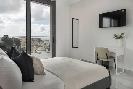 Phaedrus Living Paphos Noir Residence Отели в г. Tremithousa