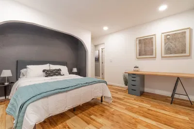 Vibrant Boho Home | 3 Bed | Pet Friendly l UNR Hotel in zona Rancho San Rafael Off-Leash Dog Park