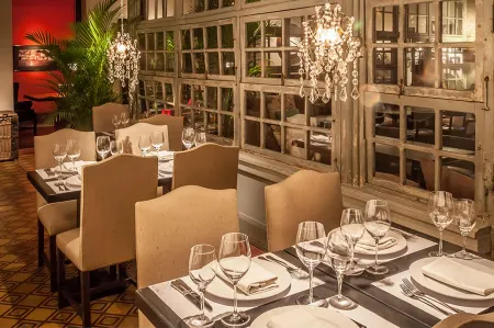 La Alondra, Casa de huéspedes Отели в г. Капиталь