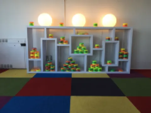 レインボー モーテル