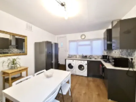 Grace Apartments - Living Stone 2