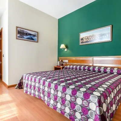 Ele Mirador de Santa Ana Hotels near Ávila