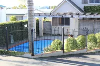 Lodge Bordeaux - Pools