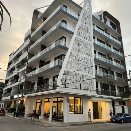Alizee Tower