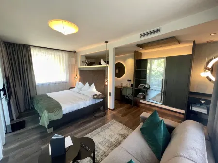 Appius Design Suites Отели рядом с достопримечательностью «Monticolo Lake»