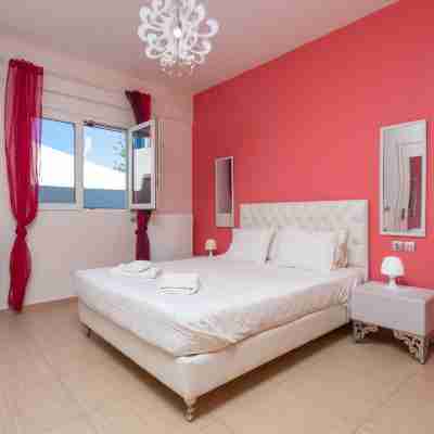 Villa Thetis Large Private Pool Walk to Beach Sea Views A C Wifi Car Not Required Eco-Friendl - 2302 Rooms