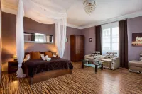 Mikołajska 5 Apartments - บริการรถรับส่ง