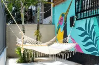 Baku Laureles Hostel Hotels in 
