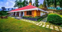 Chamong Chiabari Hotel dekat Druk Thupten Sangag Choling Monastery