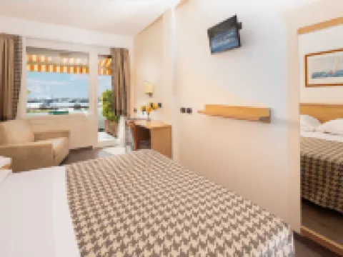 勞林飯店 聖瑪格麗塔－利古雷住宿飯店