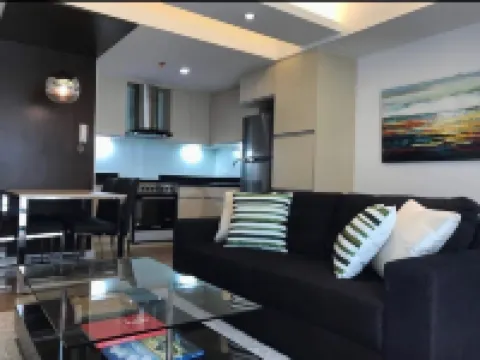 อาบรีซา เพลส อพาร์ทเมนท์