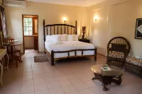 Black Orchid Resort - Parkplatz