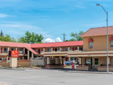 Econo Lodge Inn & Suites Hotels in Durango