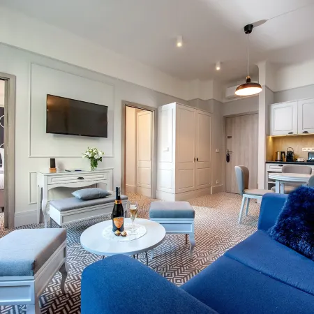 Amber Design Residence
