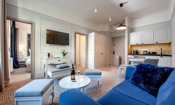 Amber Design Residence