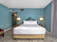 Hotel Fiona – No Resort Fee Hotels near Monarch