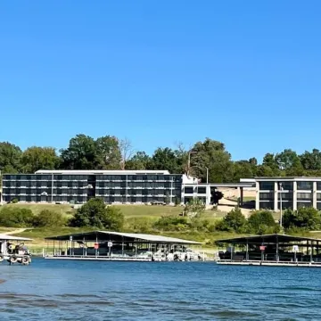 Lake Norfork Resort