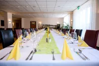 City Hotel Aschersleben Hotels in Stangerode