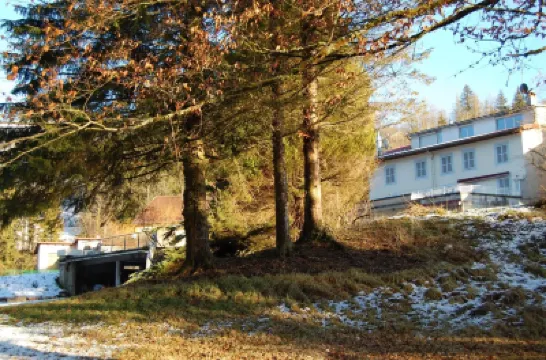 Joly Saint Sauveur Hotels in 