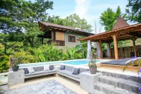 Lua Villas Hotels in San Francisco de Coyote