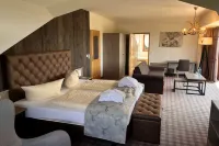 Augustusberg Hotel & Restaurant Hotels in Sachsische Schweiz-Osterzgebirge