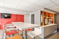 Premiere Classe Plaisir Hotels in Maurepas