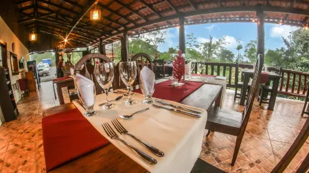 Hotel Rancho Cerro Azul