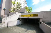 Mito Hotel Season - parking