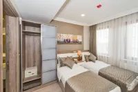 Alphonse Hotel - Parking