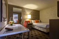 The Garland Hotels in Studio City