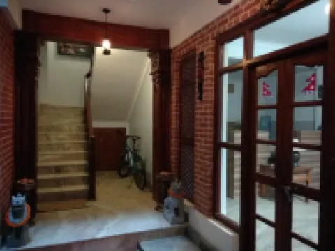 帕坦天堂之家旅館