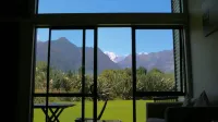 Sunset Motel - Mountain view