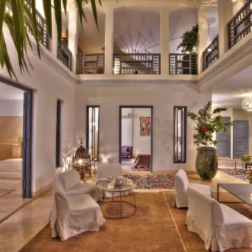 Riad Awa